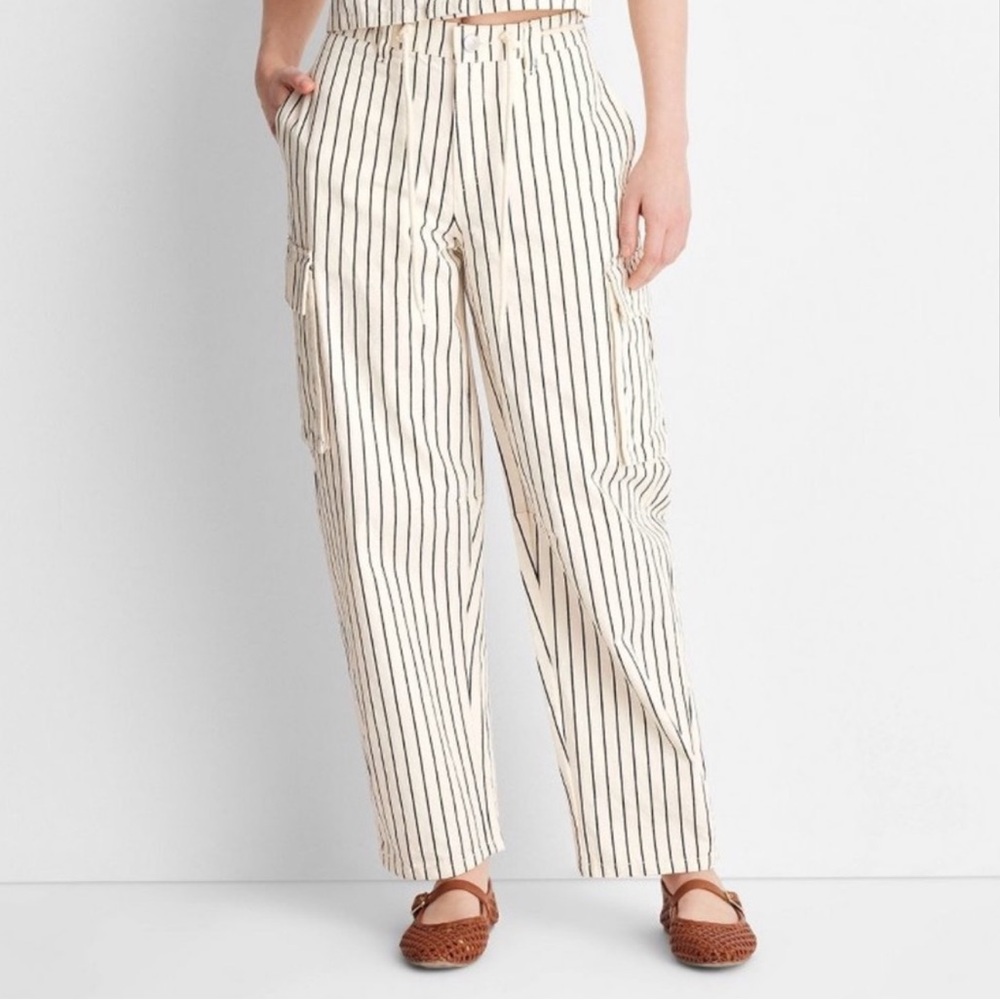 Future Collective Brand New Cream and Black Wide Leg Pants Relaxed Fit